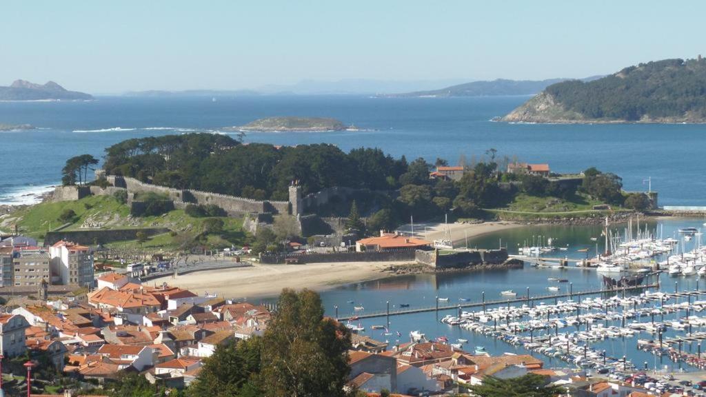 Estudio Impresionantes Vistas Con Terraza Y Piscina Baiona Exteriör bild